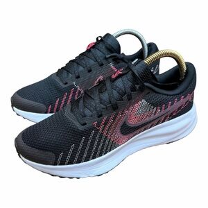 Nike Run Defy  women’s Size 7.5 Road Running Shoes black with Pink